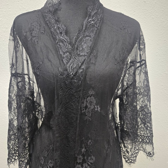 Avidlove Other - Avidlove Black Floral Lace Robe Sheer Eyelash Trim Kimono Sleeve Medium